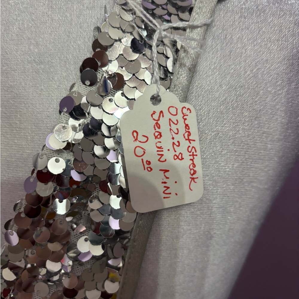 One Shoulder Sequin Clubbing Dress - Picture 5 of 5